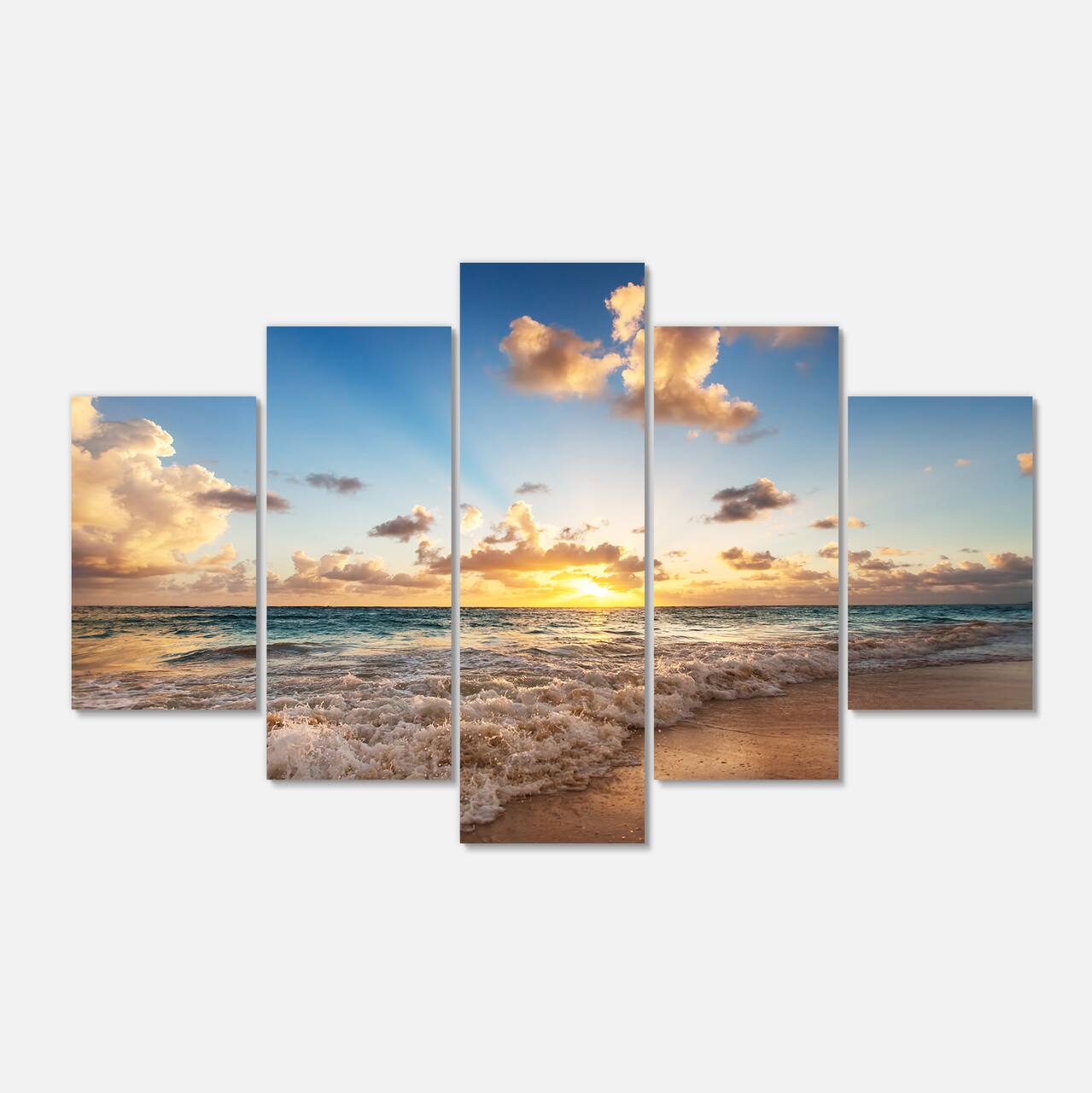 Designart - Sunrise on Beach of Caribbean Sea - Large Seashore Canvas Art Print